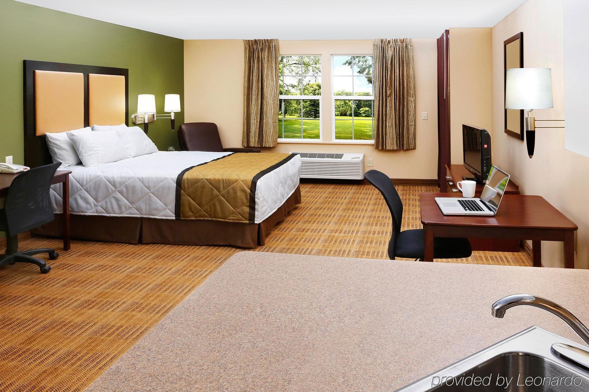 Sonesta Simply Suites Lafayette Airport Bagian luar foto